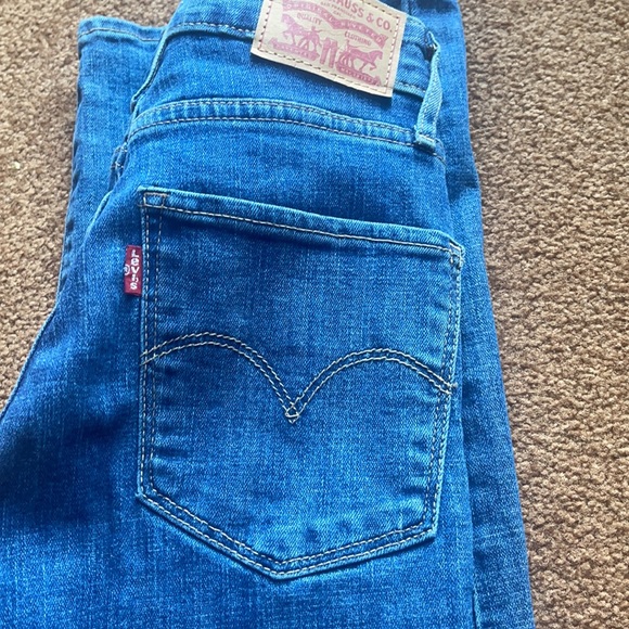 Levi’s Worn twice. Perfect condition - Picture 2 of 3